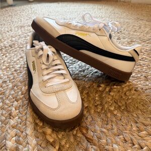 Puma White, Black & Beige Club II Era Retro Court Sneakers